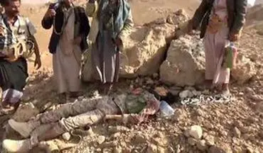 پنج نفر از مزدوران ارتش عربستان به دست نیروهای تک تیرانداز ارتش یمن کشته شدند