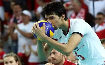 
قائمی:مطیع تصمیمات سرمربی هستم
