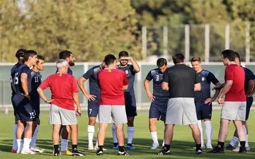 ویلموتس و شاگردانش به هنگ کنگ رسیدند