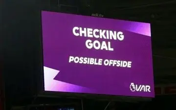 نشست اعضای کارگروه VAR در فدراسیون فوتبال 