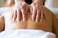 ماساژ، ناجی خط کمر؟ آنچه علم درباره تاثیر ماساژ بر کاهش وزن می‌گوید