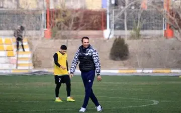 
اوضاع بحرانی در سایپا و تهدید عنایتی و دستیاران به استعفا
