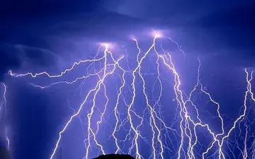 مرگ  ۳ نفر در شوش بر اثر برخورد صاعقه