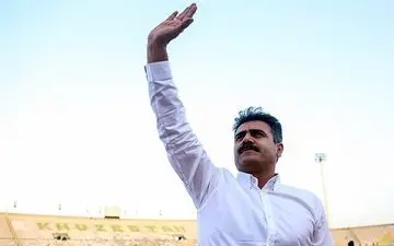 هواداران پیگیر دیدار ایران - کاستاریکا شدند/ ادای احترام پورموسوی به هواداران فولاد + تصاویر