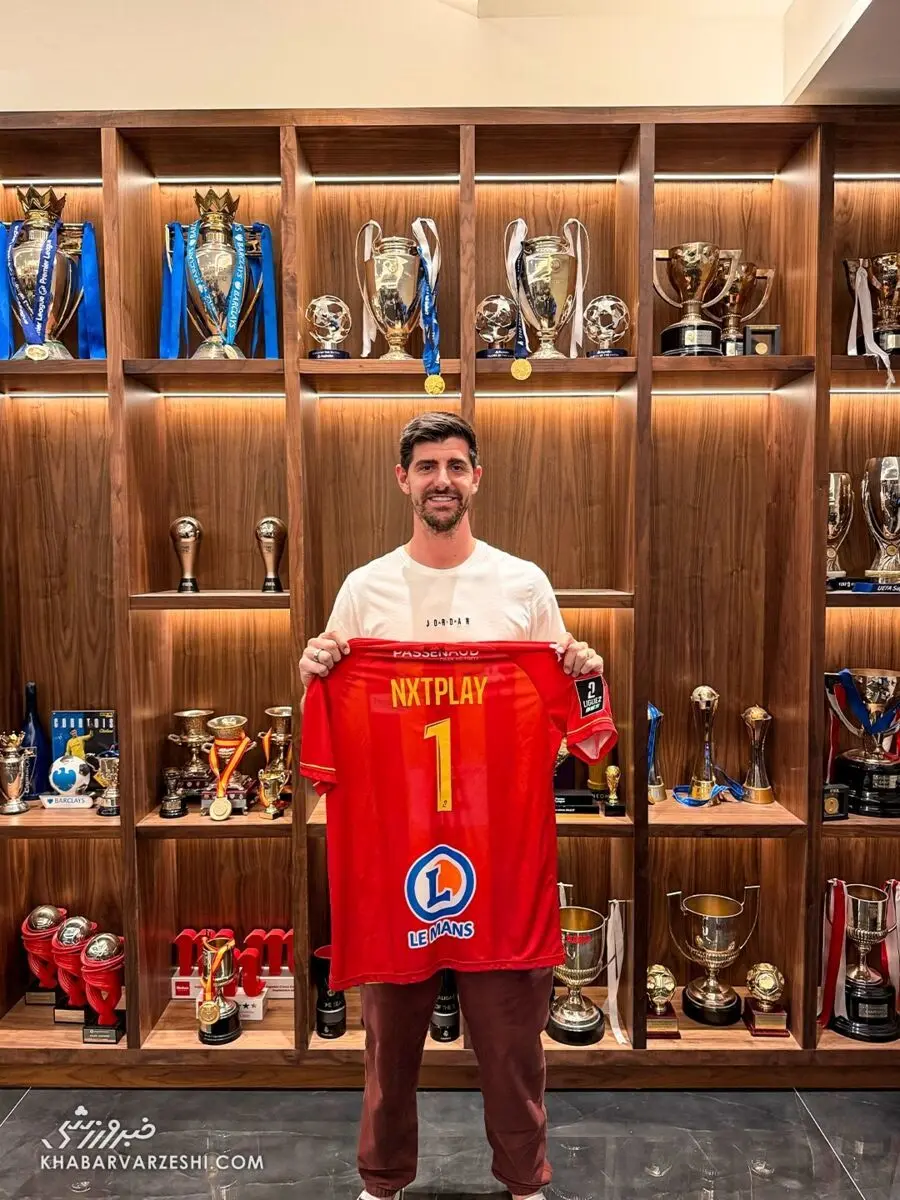 تیبو کورتوا