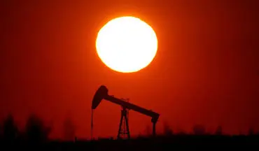 سقوط قیمت نفت خام با نگرانی از گونه جدید ویروس کرونا 
