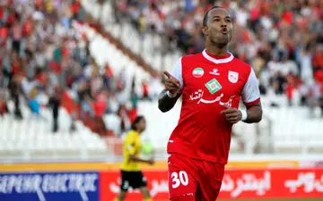 ادینیو آخرین تیر ترکش قلعه نویی در آزادی