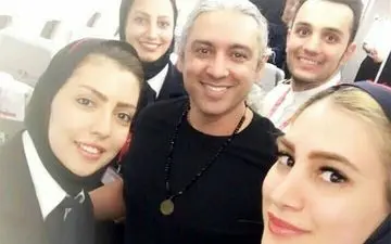 وقتی خانم های مهماندار، مازیار فلاحی را دوره می کنند! + عکس