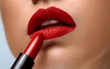 نکات آرایشی برای زدن رژ لب مات
