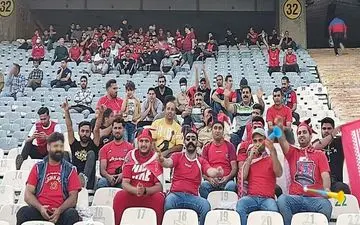 حاشیه بازی نساجی و آلومینیوم| استفاده مازندرانی‌ها از ابزار ممنوعه/ درگیری هواداران ۲ تیم