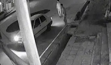 سقوط پراید در حفره بزرگ خیابان ولیعصر 