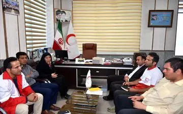 نشست رئیس هیئت کوهنوردی استان کرمانشاه با معاون امداد و نجات هلال‌احمر به روایت تصویر 