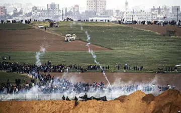 درگیری شدید نظامیان صهیونیست با جوانان فلسطینی+فیلم