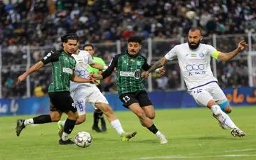 تساوی خیبر و استقلال در نیمه اول با 2 گل سالم و 2 گل مردود