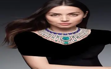استایل خیره‌کننده آنا د آرماس با جواهرات لاکچری/ زیبایی شما تمامی ندارد بانو!
