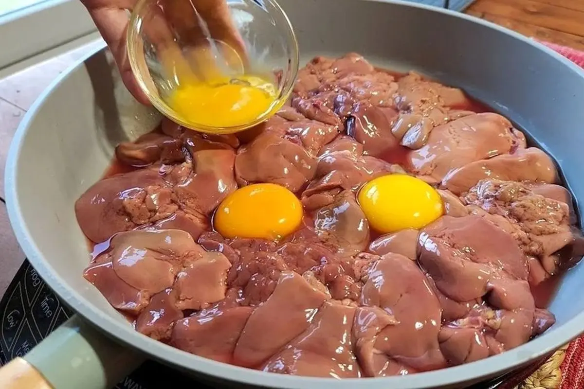 جگر مرغ و تخم مرغ، غذای خوشمزه و مجلسی برای مهمانی + ویدئو