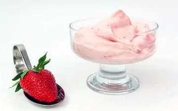 دسر فوق العاده لذیذ | طرز تهیه  فرنی توت فرنگی!