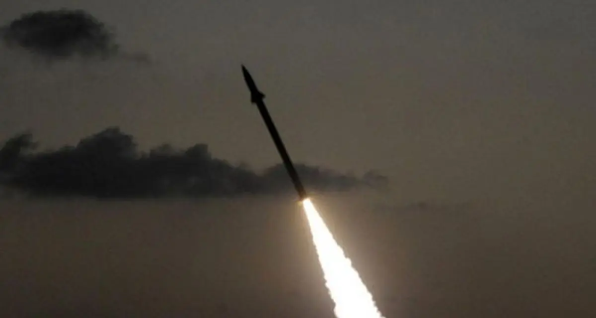 منابع صهیونیستی از اصابت دو راکت از سینای مصر به جنوب اسرائیل خبر دادند
