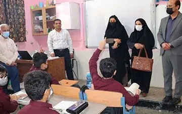 دانش‌آموزان دارای علائم آنفولانزا به مدرسه نروند