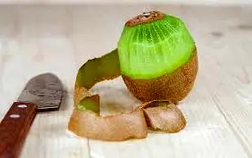 میوه‌ها و سبزیجات بهتر است با پوست یا بدون پوست مصرف شوند؟