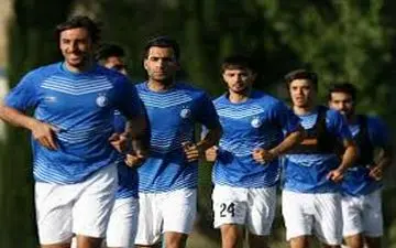 ترافیک بازیکن در خط میانی استقلال