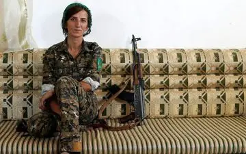 داعشی ها از این زن کرد وحشت دارند! +عکس