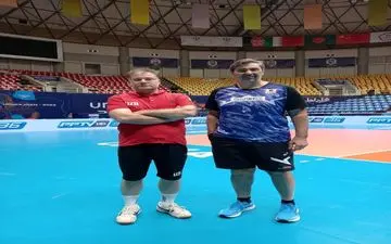 یک ایرانی در برابر تیم ملی والیبال ژاپن/ جدال خدایاری و فلیپ لین از روی نیمکت 