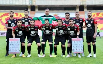 گل محمدی ترکیب پرسپولیس را اعلام کرد