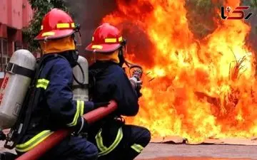 نجات معجزه‌آسای 5 کارگر در آتش‌سوزی مهیب کارخانه ابر ورامین