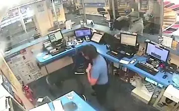 سرقت برنامه‌ریزی شده از یک دفتر شرط بندی