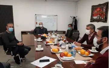 محوطه فنی قرمزها برای گل‌محمدی امن شد