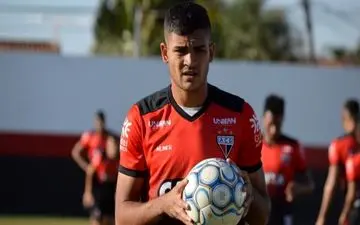 بمب نقل و انتقالاتی پرسپولیس رفتنی شد