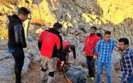 ریزش سنگ در کرمانشاه جان مرد ۴۵ ساله را گرفت



 