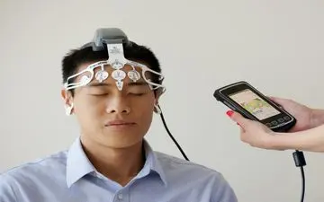 آزمایش خانگی امواج مغزی آلزایمر را تشخیص می‌دهد