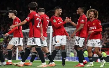 منچستریونایتد قاطعانه دفاع از عنوان قهرمانی‌اش در جام اتحادیه را آغاز کرد 