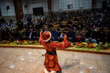 پروفسور میرجلال‌الدین کزازی در بزم ادبی- هنری  شاهنامه‌خوانی  مرکز آموزشی سما 