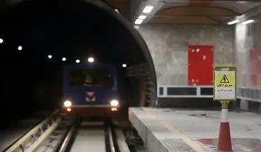 خودکشی در مترو