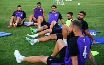 بازگشت چراغ خاموش مدافع استقلال به تمرینات

