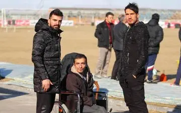 حضور عشوری در تمرین تراکتورسازی

