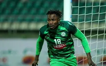 مهاجم پیشین ذوب‌آهن پرسپولیسی می شود