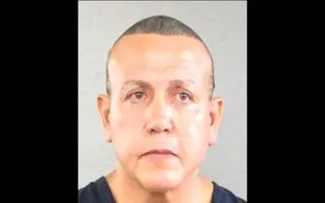 بالاخره مشخص شد بسته های مشکوک را چه کسی ارسال می کند!