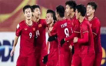 سرمربی تیم رقیب ایران، باعث مربیگری دوستش شد