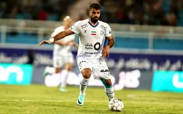 مرادمند تنها مدافع صددرصدی در دسترس نکونام!