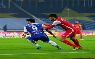 مدافع پرسپولیس یاد هاشمی نسب را دوباره زنده کرد/ سرخ‌ها باید با این بازیکن برخورد کنند