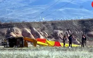 مرگ یک توریست درسقوط هولناک بالن بر فراز ترکیه