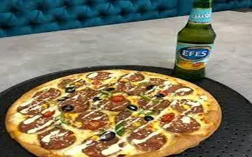 طرز تهیه پیتزا سوجوک | خیلی عالیه!