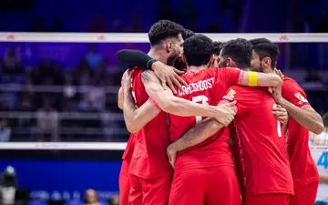 اتفاق عجیب برای تیم ملی والیبال؛ دلیل برچسب روی پرچم ایران چه بود؟