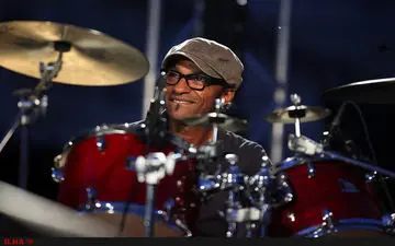 سورپرایز مانو کچه فرانسوی برای علاقمندان جز و راک