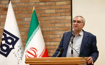 
وزیر بهداشت: افراد فاقد بیمه برای ۳ ماه رایگان بیمه می شوند