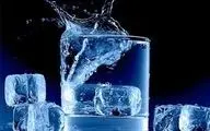 خطرات نوشیدن آب سرد در روزهای گرم